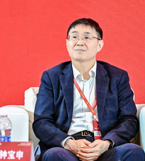 隆基绿能钟宝申:让真正有技术有质量运营高效的企业牵头整合资源