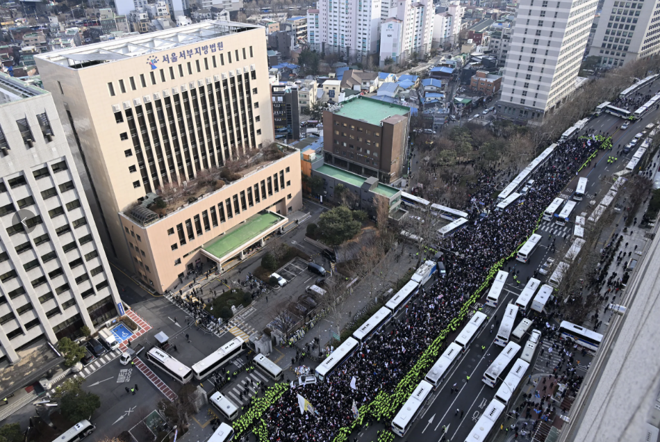 尹锡悦拘留令被批准 其代理律师:毫无理由 决不放弃